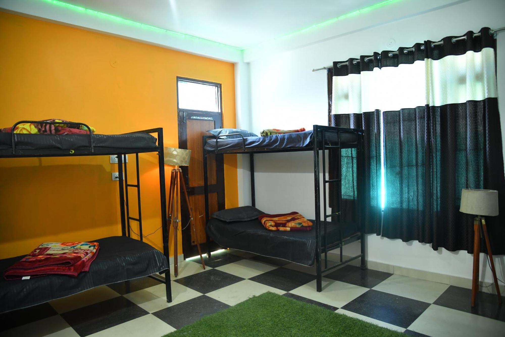 Himtrek Stays, Kasol Exterior photo