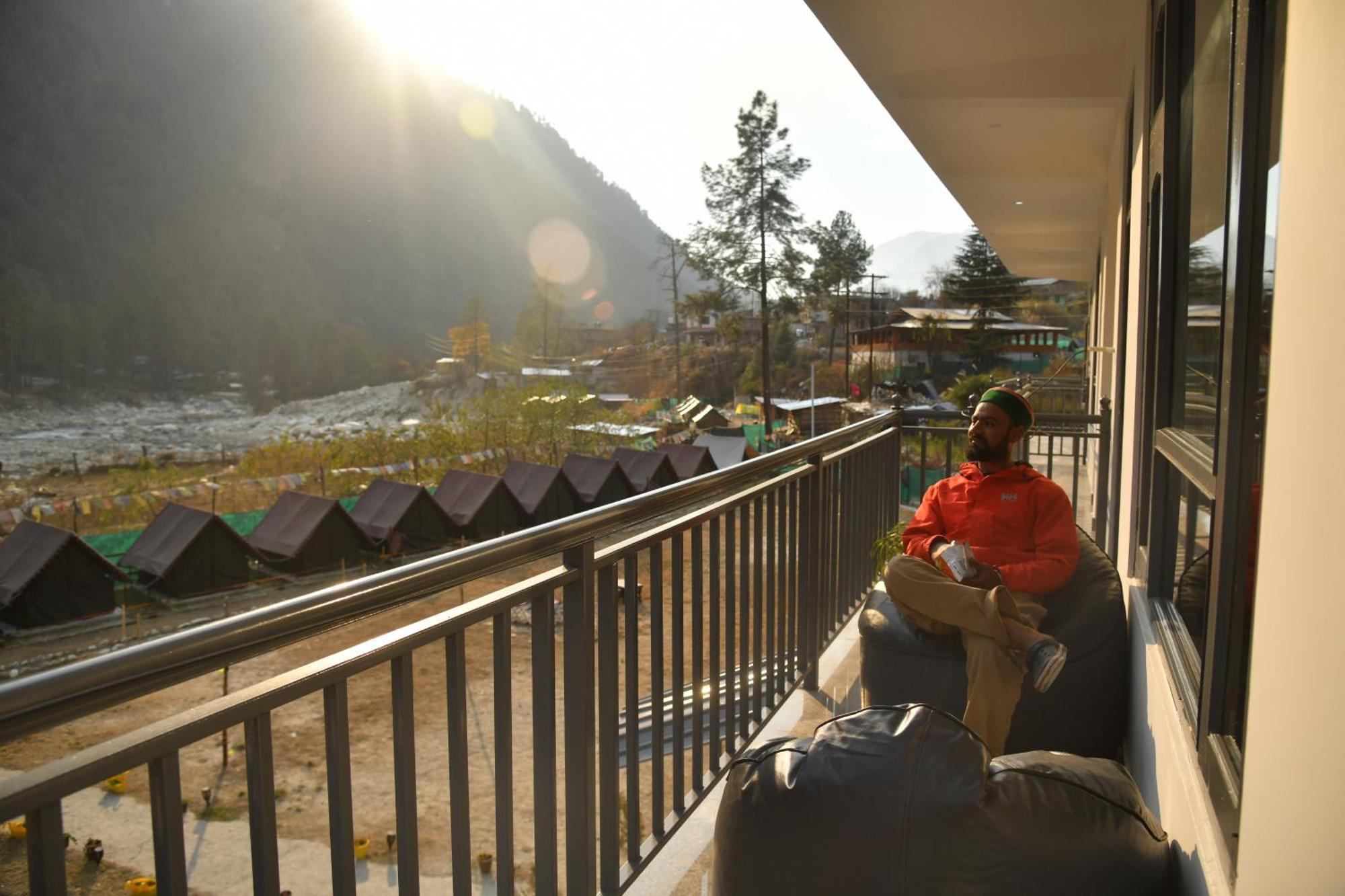 Himtrek Stays, Kasol Exterior photo