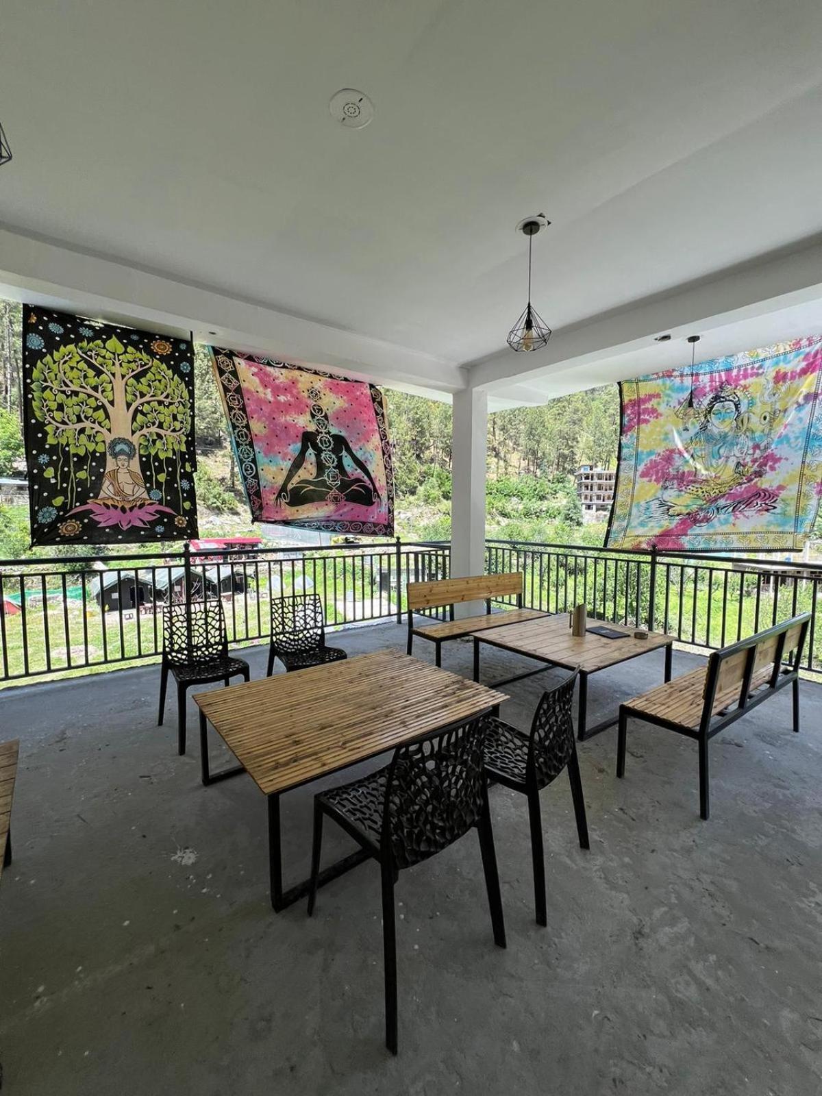 Himtrek Stays, Kasol Exterior photo
