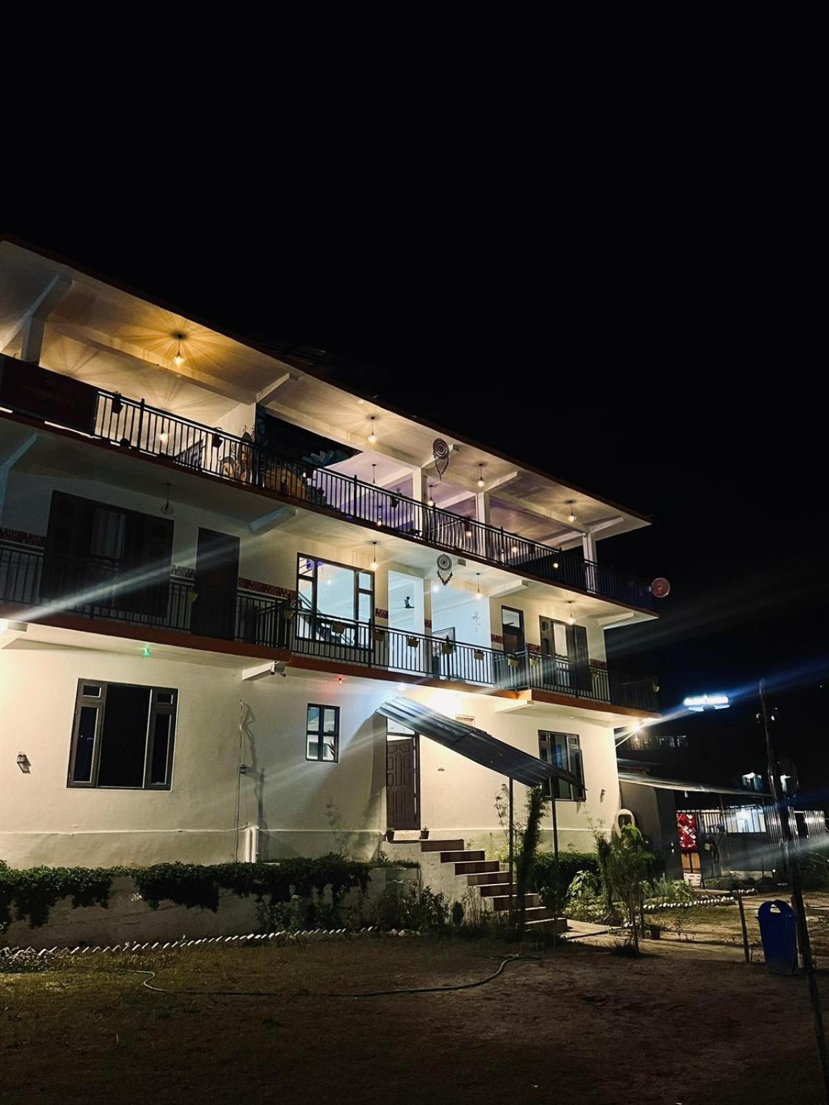 Himtrek Stays, Kasol Exterior photo