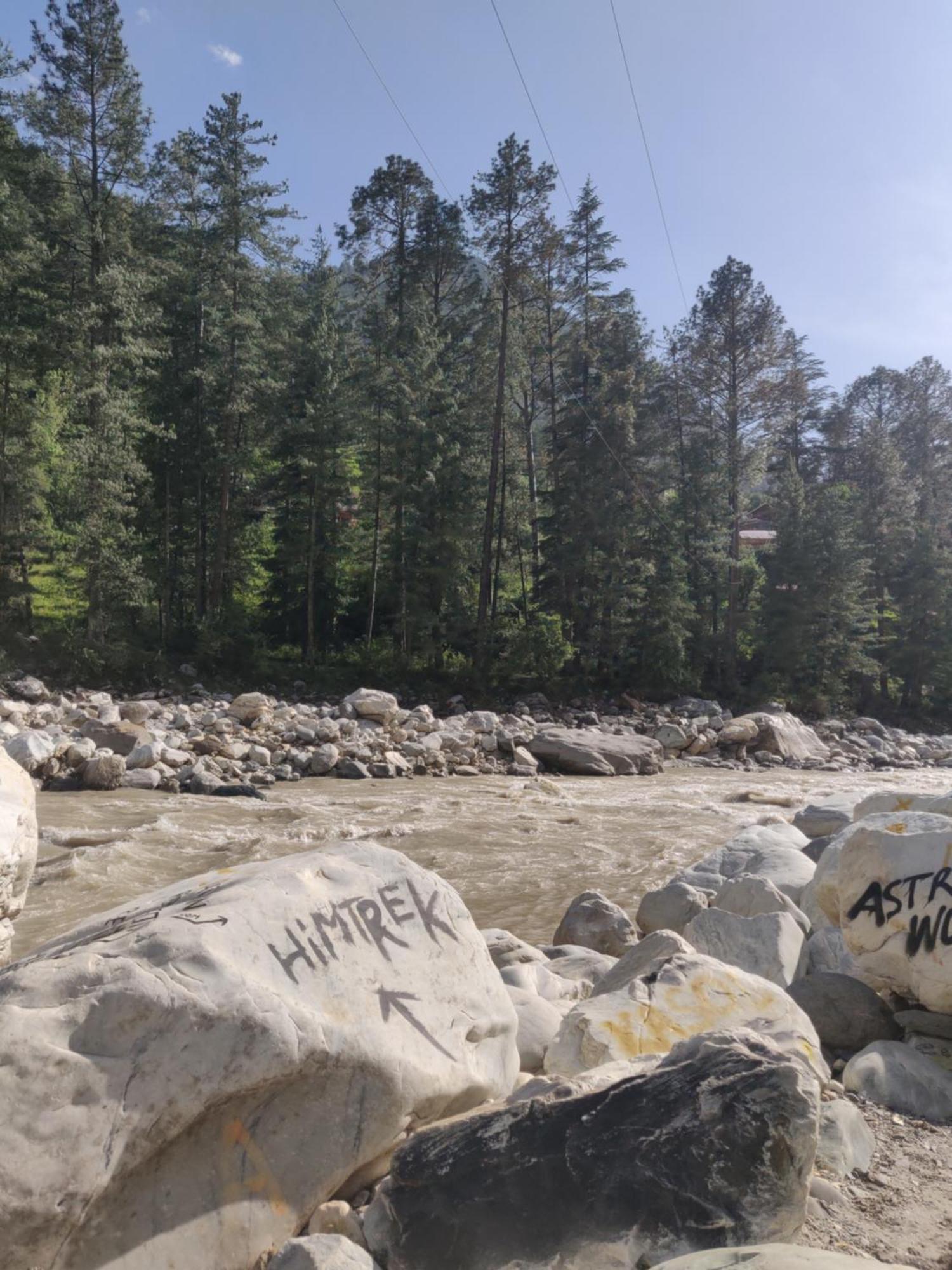 Himtrek Stays, Kasol Exterior photo