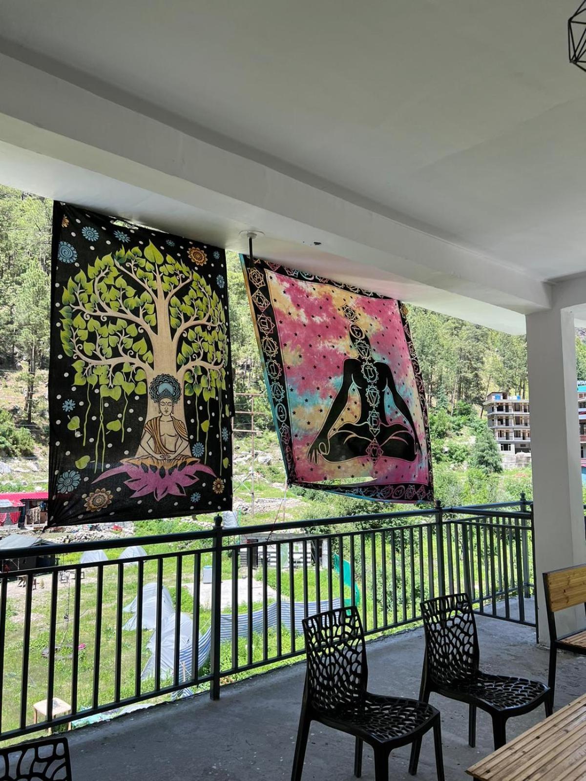 Himtrek Stays, Kasol Exterior photo