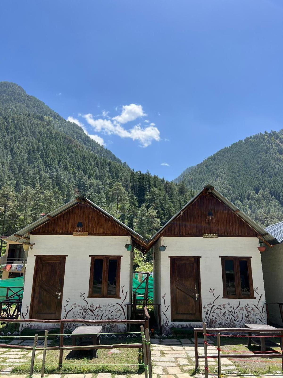 Himtrek Stays, Kasol Exterior photo
